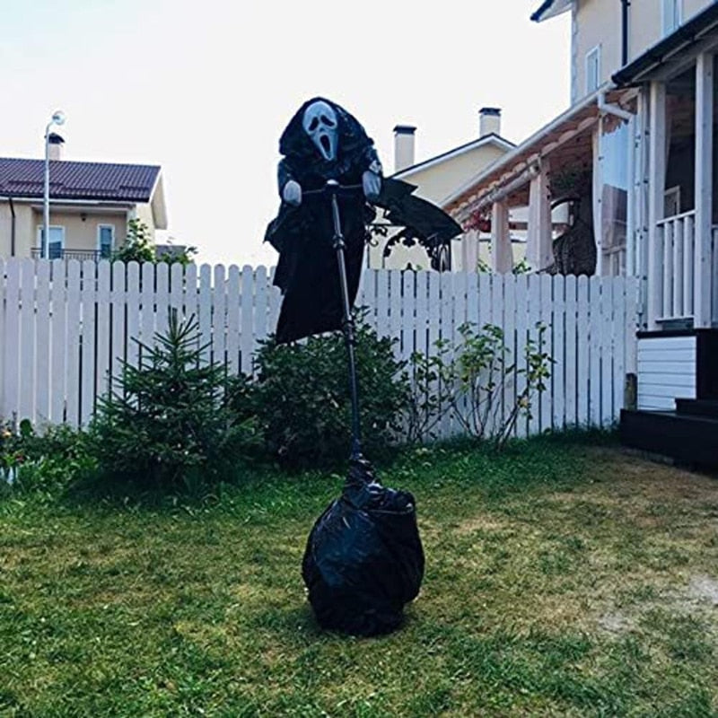 Halloween Ghostface Scarecrow 💀